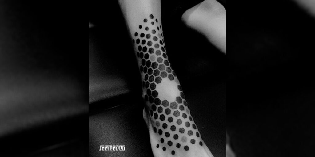 Exploring the Fascinating Geometric Tattoos by Jeanmarco Cicolini