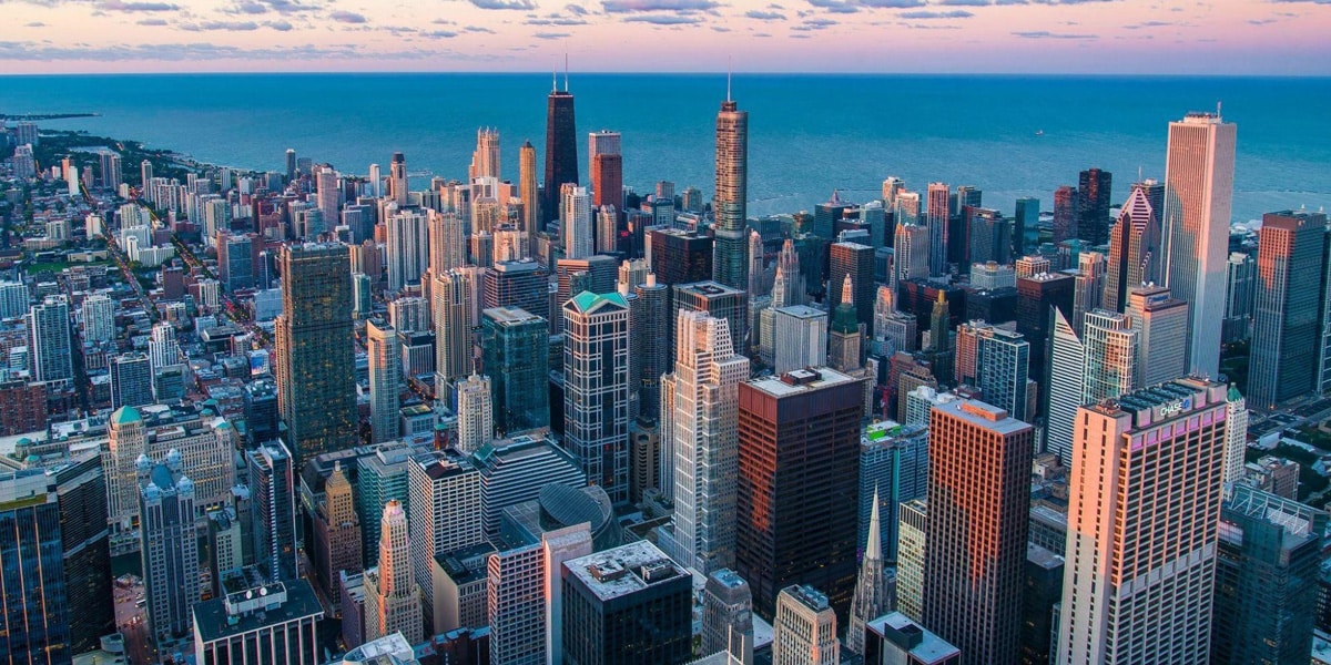 Ways Chicago Businesses Can Expand Their Local Reach to Customers