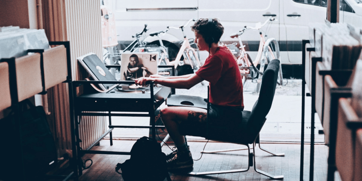 How Record Store Events in Chicago Boost Revenue and Community Engagement