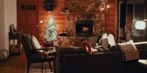 Seasonal Decor: Are Natural or Artificial Trees More Popular?