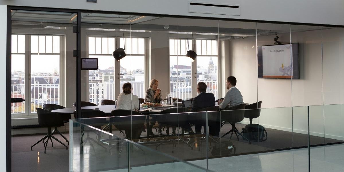 Essential Guide to Renting Office Space in Chicago