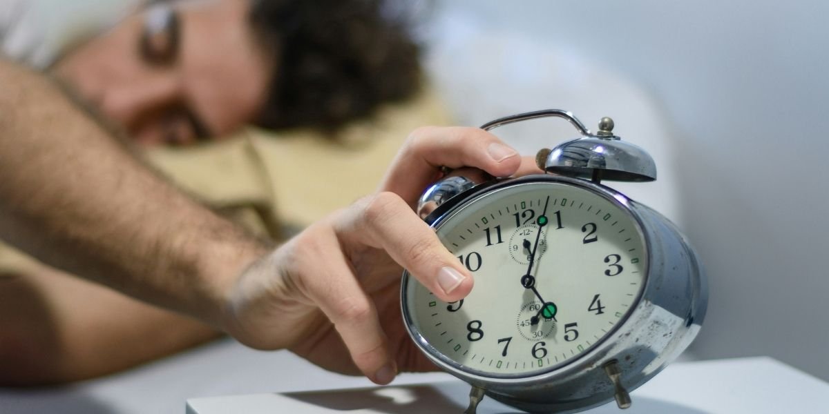 Can Sleep Tracking Apps Actually Help You Improve Your Sleep