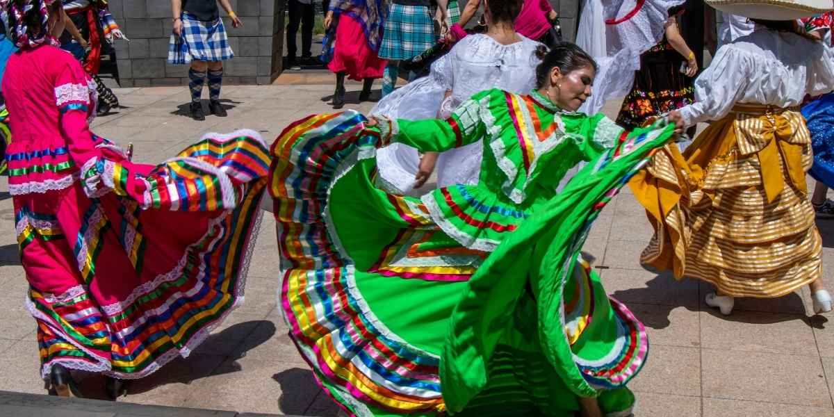 Hispanic Heritage Month Celebrated at Chicago Cultural Center