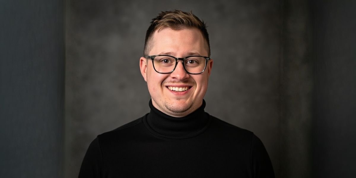 Dr. Connor Robertson: The Modern Playbook for Entrepreneurs Blending Business and Education