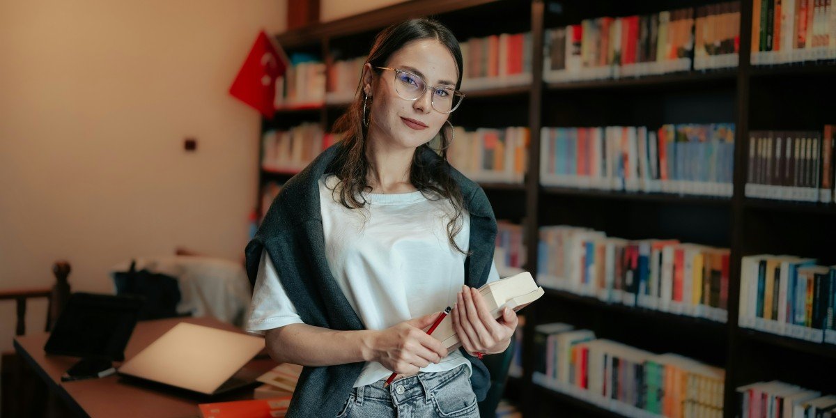 How Black Friday Grew Into a National Shopping Event With Chicago in the Picture