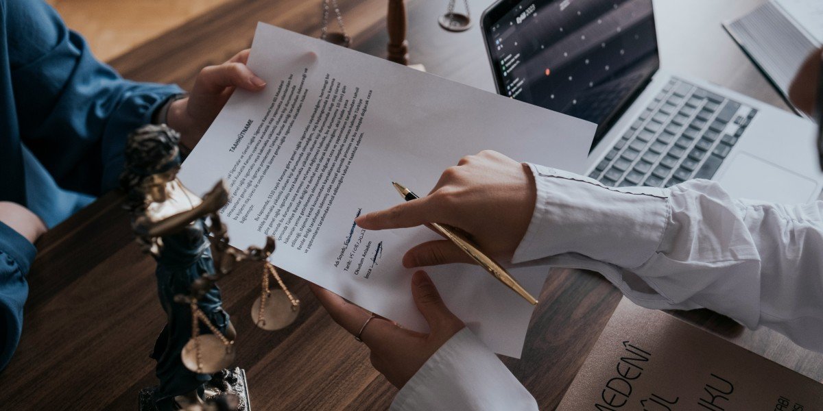 Illinois Passes New Law Limiting Immigration Arrests Near Schools and Hospitals