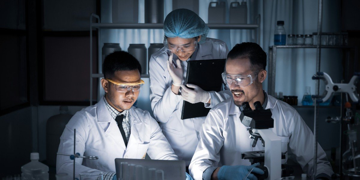 UChicago Experts Explain Why Progress on Alzheimer's Disease Has Been Slow (2)