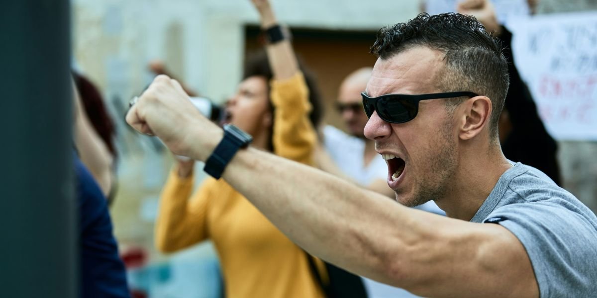 Drivers Rally, History in Motion Illinois Takes a Bold Step Toward Rideshare Union Rights