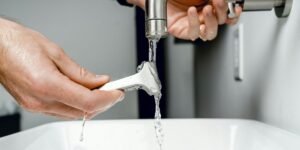 Common Plumbing Problems in UK Homes and How to Solve Them: An Overview of Everyday Issues Like Low Water Pressure and Dripping Taps
