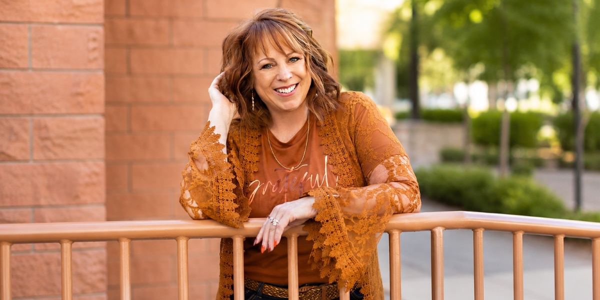 Holly Porter Launches the International Retreat Association to Unite a Rapidly Growing Global Industry