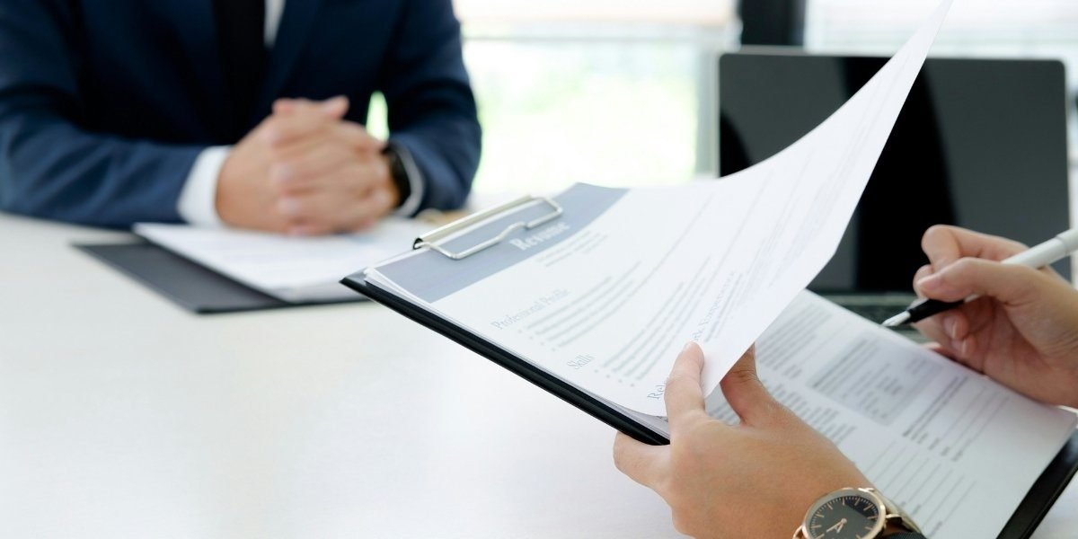Navigating Hiring Freezes and Furloughs in Chicago’s Tough Job Market