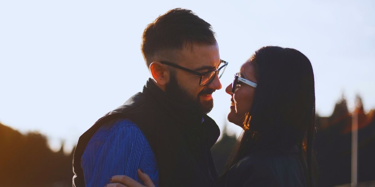 What Happens When Men Learn to Say What They Feel? H.E.R. Makes a Case for Emotional Boldness